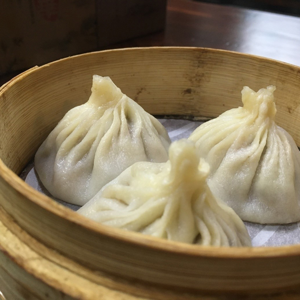 Paw ou baozi - Brioches farcies à la viande, aux champignons noirs et à la coriandre